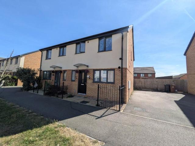 Manor Drive, Peterborough, Cambridgeshire PE4, 3 bed semi detached house to rent, £1,300 pcm | PrimeLocation