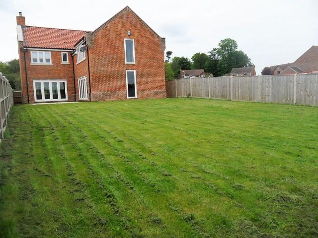 Manor Farm Close, Drayton, NR8 6EE