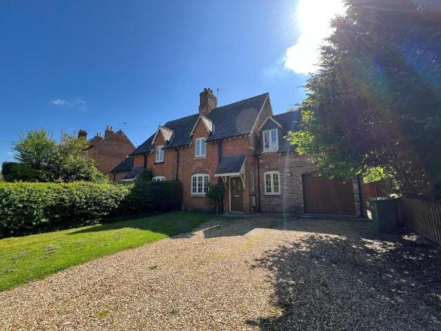 Manor Farm Cottage, Main Street. 3 bed semi detached house to rent £1,375 pcm £317 pw