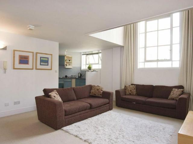 Manor Gardens, London N7 2 bed flat to rent £2,500 pcm £577 pw
