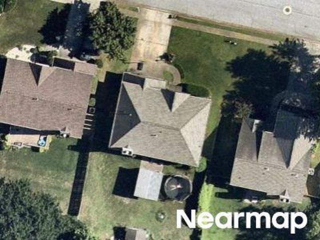 Manor Glen Dr