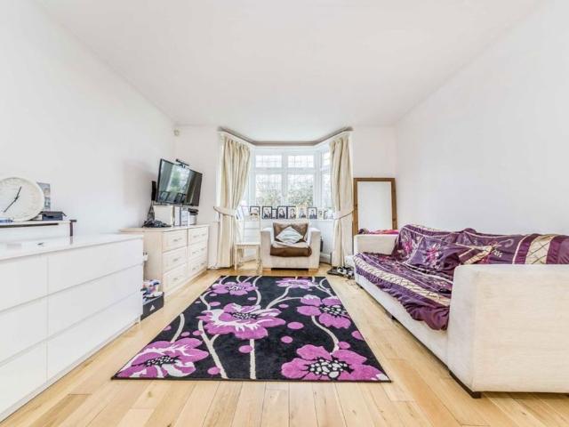 Manor Grove, TW9, London