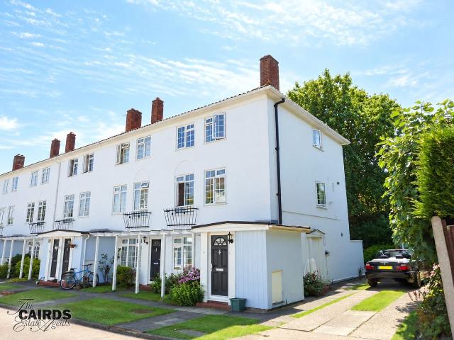 Manor House Court, West Street, Epsom, Surrey KT18, 2 bed maisonette to rent, £1,995 pcm | PrimeLocation