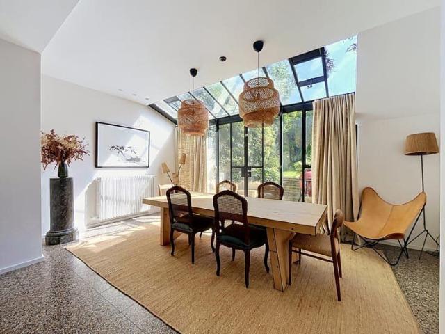 Manor House of ± 600 m² with Garden, Terraces and Garages