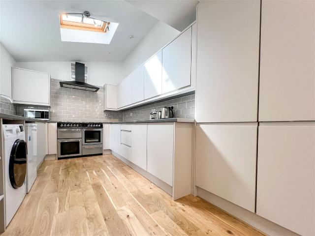 Manor House Road, Jesmond NE2, 8 bed shared accommodation to rent, £5,736 pcm | PrimeLocation