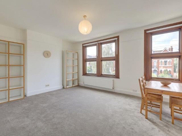 Manor Park, London, SE13 2 bed flat to rent £2,000 pcm £462 pw