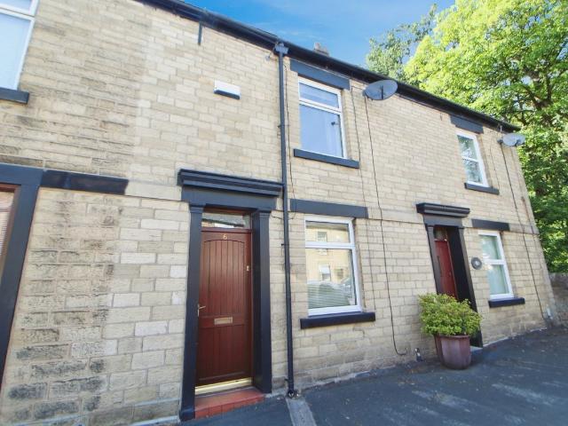 Manor Park Road, Glossop, Derbyshire SK13, 2 bed terraced house to rent, £1,200 pcm | PrimeLocation