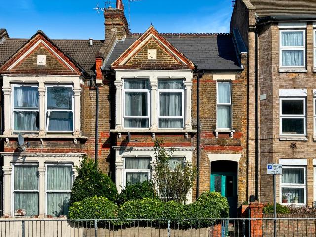 Manor Park Road, London NW10, 5 bed property to rent, £3,500 pcm | PrimeLocation