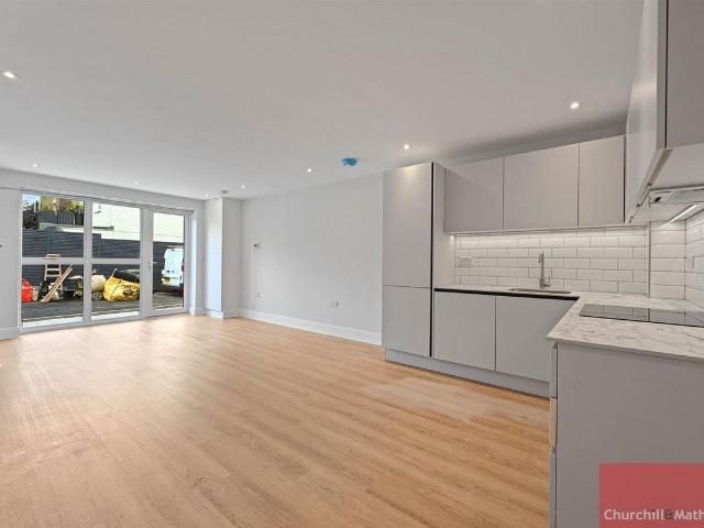 Manor Park Road, London, 4 NW10, 1 bed flat to rent, £1,750 pcm | PrimeLocation