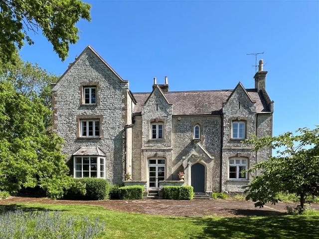 Manor Road, Mere BA12, 7 bed detached house to rent, £2,500 pcm | PrimeLocation