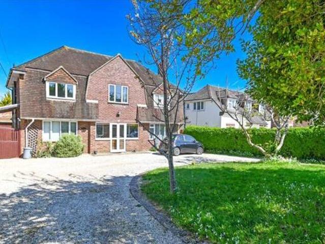 Manor Road, New Milton, 4 Bedroom Detached