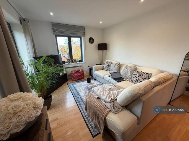 Manor Road, Birmingham, B16 2 bed flat to rent £1,100 pcm £254 pw