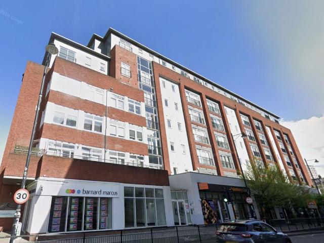 Manor Road, Canon Court SM6, 1 bed flat to rent, £1,450 pcm | PrimeLocation