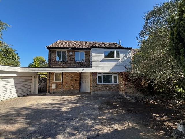 Manor Road, Cheam SM2, 3 bed detached house to rent, £2,800 pcm | PrimeLocation