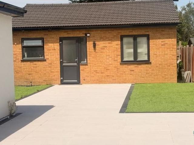 Manor Road, Dagenham RM10, 2 bed flat to rent, £1,850 pcm | PrimeLocation