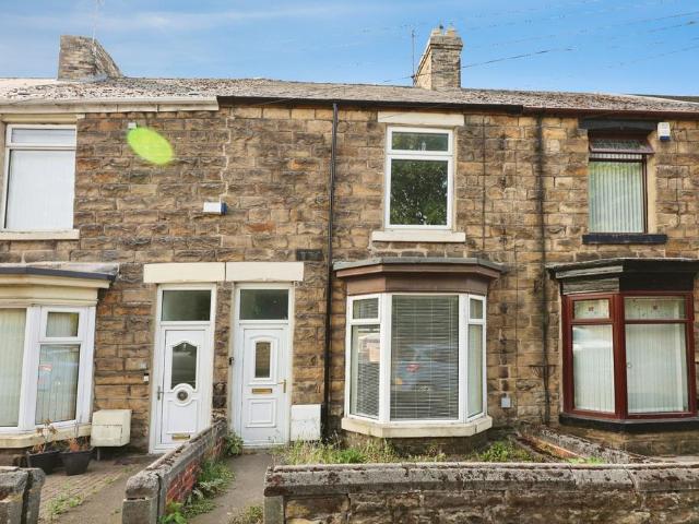 Manor Road, St. Helen Auckland. 3 bed terraced house to rent £700 pcm £162 pw