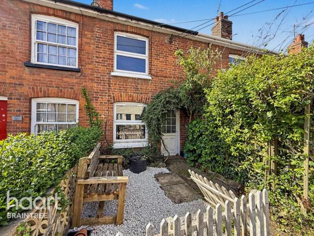 Manor Street, Braintree 2 bed terraced house to rent £1,200 pcm £277 pw