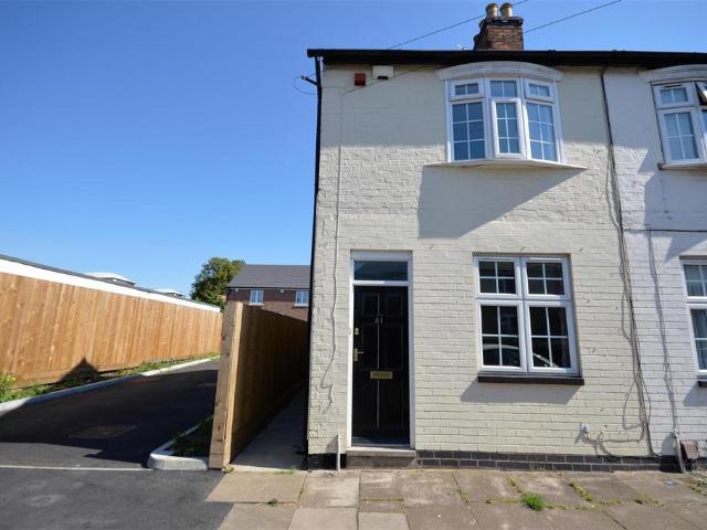 Manor Street, Wigston, LE18 2BS 2 bed terraced house to rent £995 pcm £230 pw