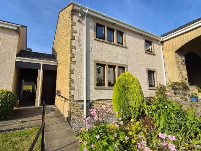 Manorfields, Whalley, Lancashire BB7, 2 bed flat to rent, £750 pcm | PrimeLocation