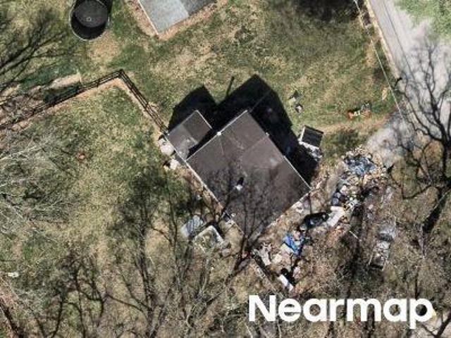 Manorwood Dr