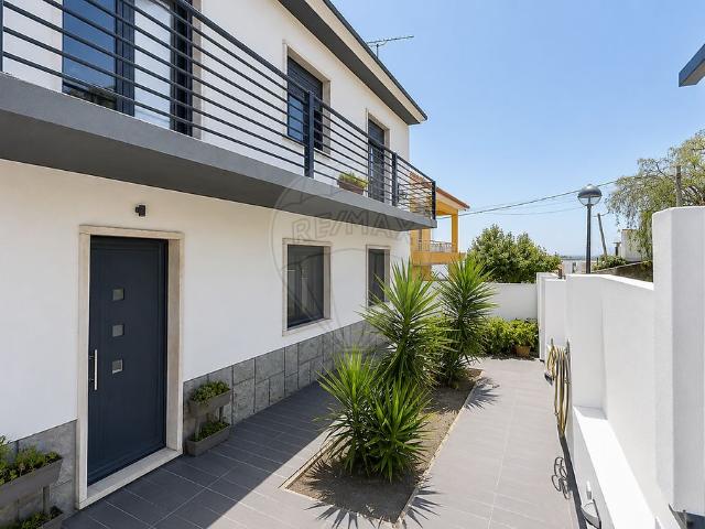 Mansão de 230 m2, Alhandra, São João dos Montes e Calhandriz, Vila Franca de Xira, Lisboa