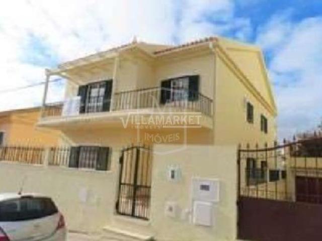 Mansão de alto padrão de 181 m2, Alverca do Ribatejo e Sobralinho, Vila Franca de Xira, Lisboa