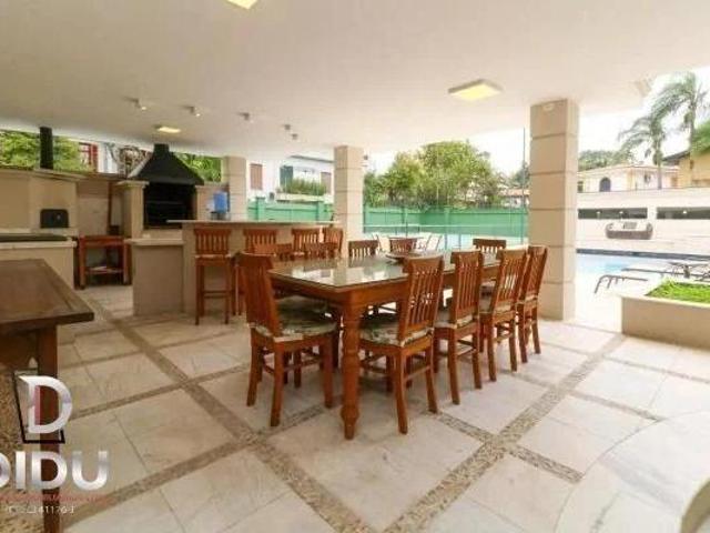 MANSÃO NO JARDIM DAS BANDEIRAS | 1.327 M² DE TERRENO, PISCINA E QUADRA DE TÊNIS