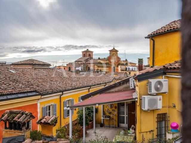 Mansarda via Canalino, Centro Storico, Modena