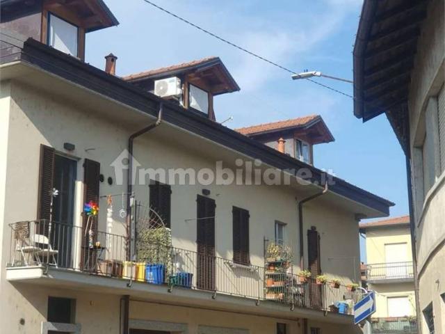 Mansarda via adua, 5, Centro, Sesto Calende