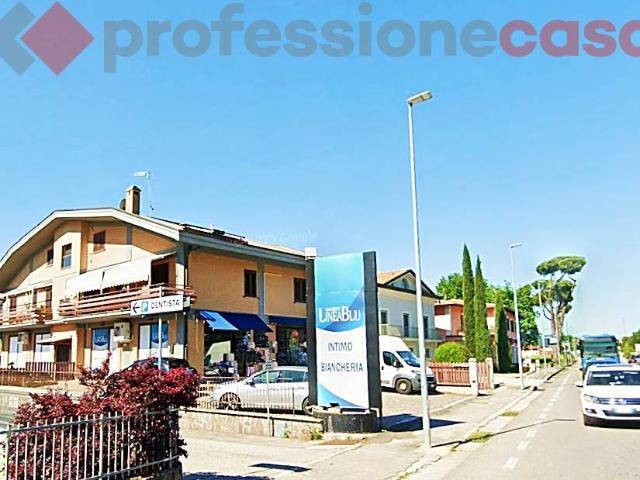 Mansarda via Alcide De Gasperi, 0, Centro, Piedimonte San Germano