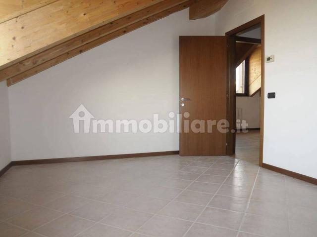 Mansarda via Broggi Izar, 4, Melegnano
