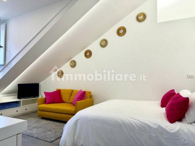 Mansarda via Giulia di Barolo 7, Giardini Reali, Torino