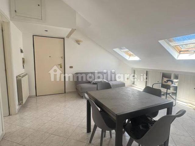 Mansarda via dei Frentani 145, Chieti Città, Chieti