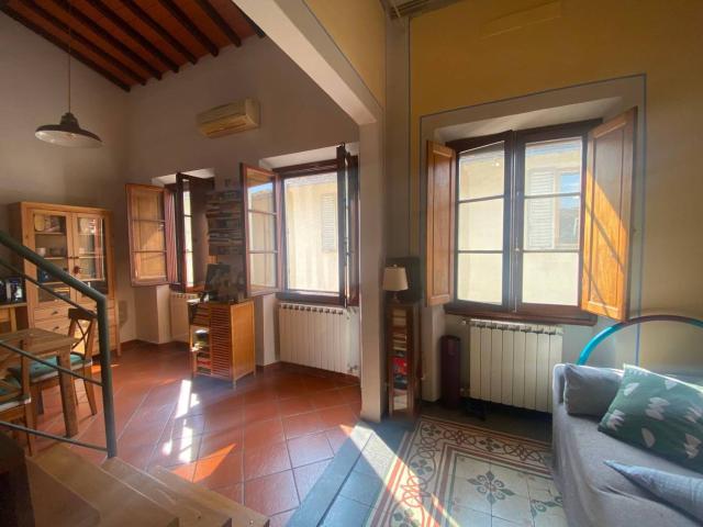 Mansarda via del Campuccio, San Frediano, Firenze