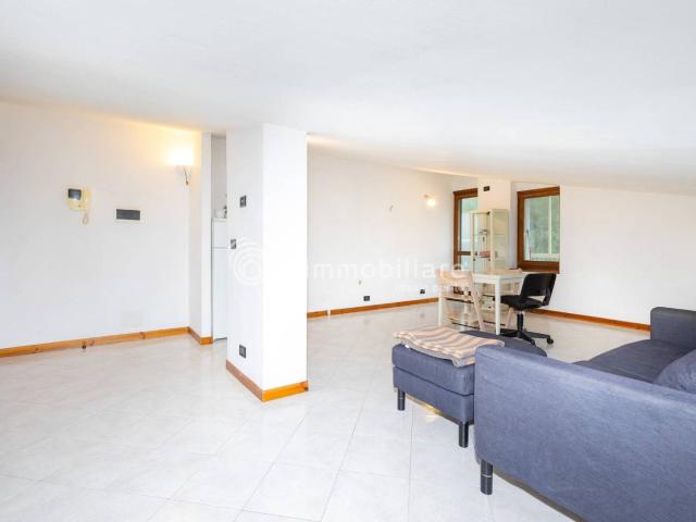 Mansarda via delle Pietre 33, Centro, San Mauro Torinese