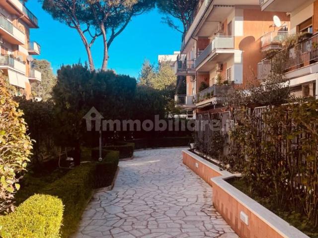 Mansarda via Mompeo, Tomba di Nerone, Roma