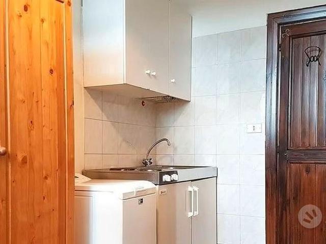 Mansarda Via Sacchi 390 euro