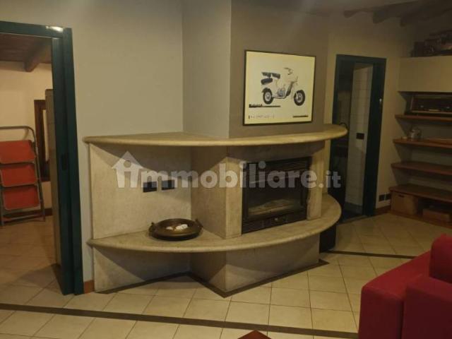 Mansarda via Salesiane 22, Centro, Alzano Lombardo