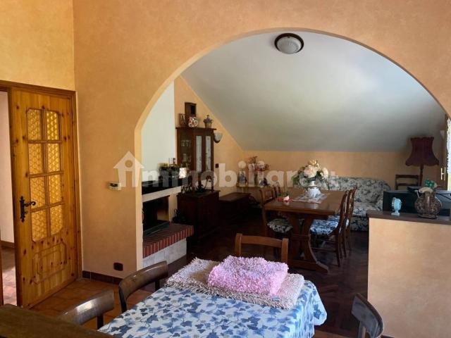 Mansarda via Sepozzo 16, Arbora, Avegno