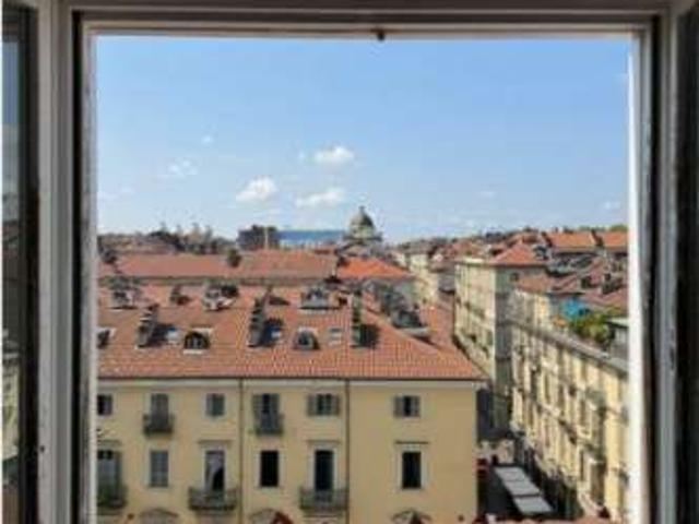 Mansarda arredata Centro