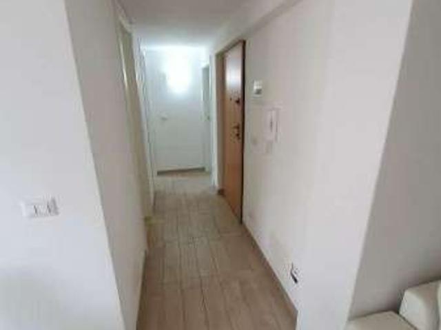 Mansarda arredata con terrazzo Centro