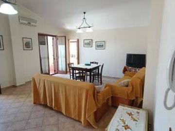 Mansarda arredata con terrazzo Locri