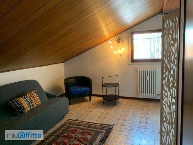 Mansarda arredata con terrazzo San lazzaro