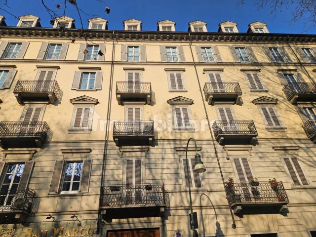 Mansarda corso Vittorio Emanuele II 38, Via Roma, Torino
