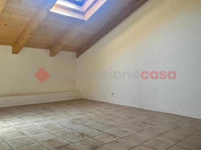 Mansarda in vendita a Rosignano Marittimo