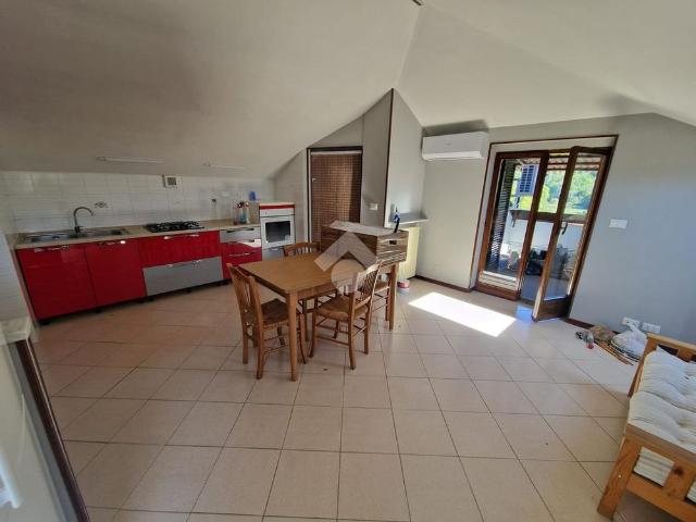 Mansarda in affitto