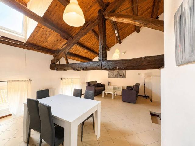 Mansarda ottimo stato, 103 m², Borgo Rovereto Piscina, Alessandria