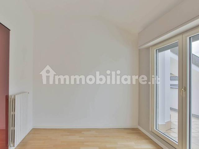 Mansarda ottimo stato, 152 m², Moscova, Milano