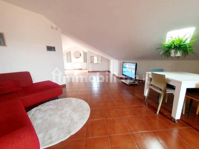 Mansarda ottimo stato, 80 m², Giardinetti, Roma