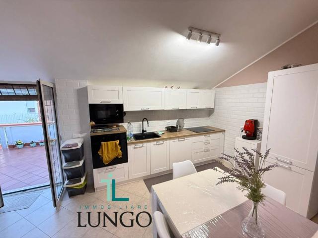Mansarda ottimo stato, 91 m², Morbella Cucchiarelli, Latina